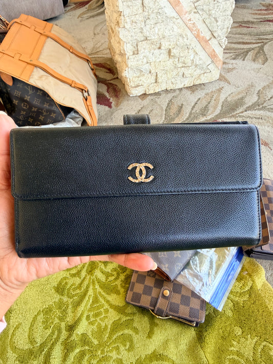 Vintage black caviar leather Chanel wallet