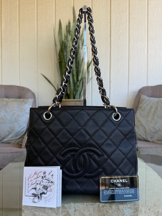 Chanel CC Petite Shopper Tote