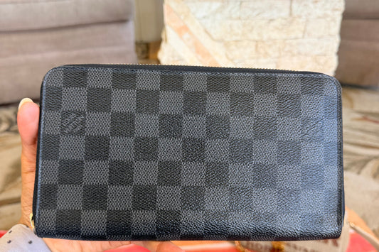 Louis Vuitton Damier Graphite Canvas Zippy Organizer