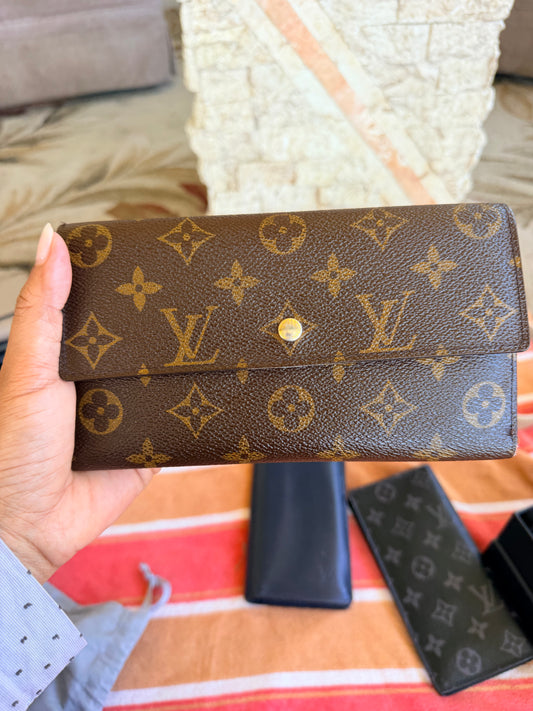 Louis Vuitton Sarah in Monogram