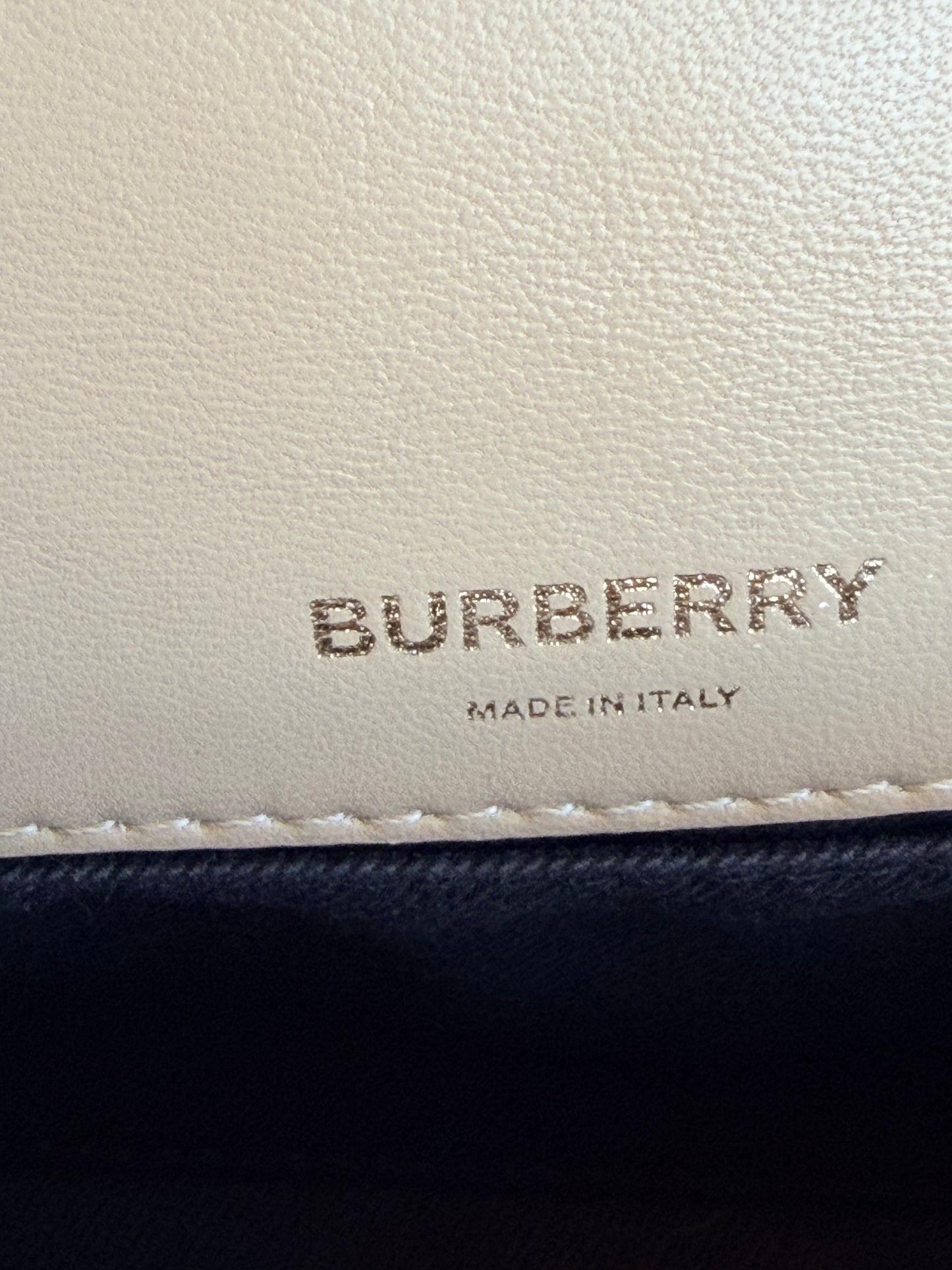 Burberry Horseferry Lola