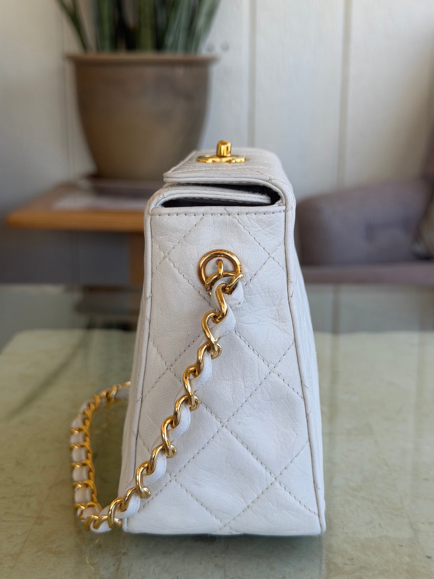 Rare Vintage Chanel White Lambskin Quilted shoulder Bag