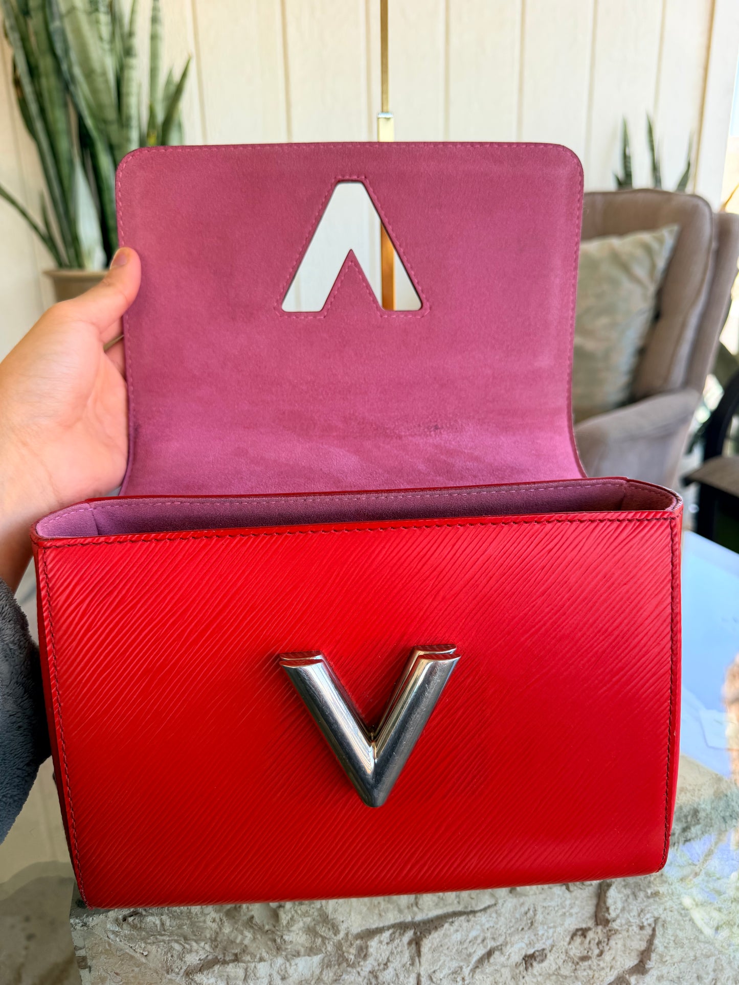 Louis Vuitton Twist Epi MM